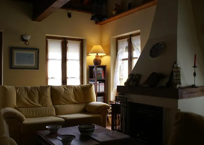 Rural Aguallevada 4* Парамио